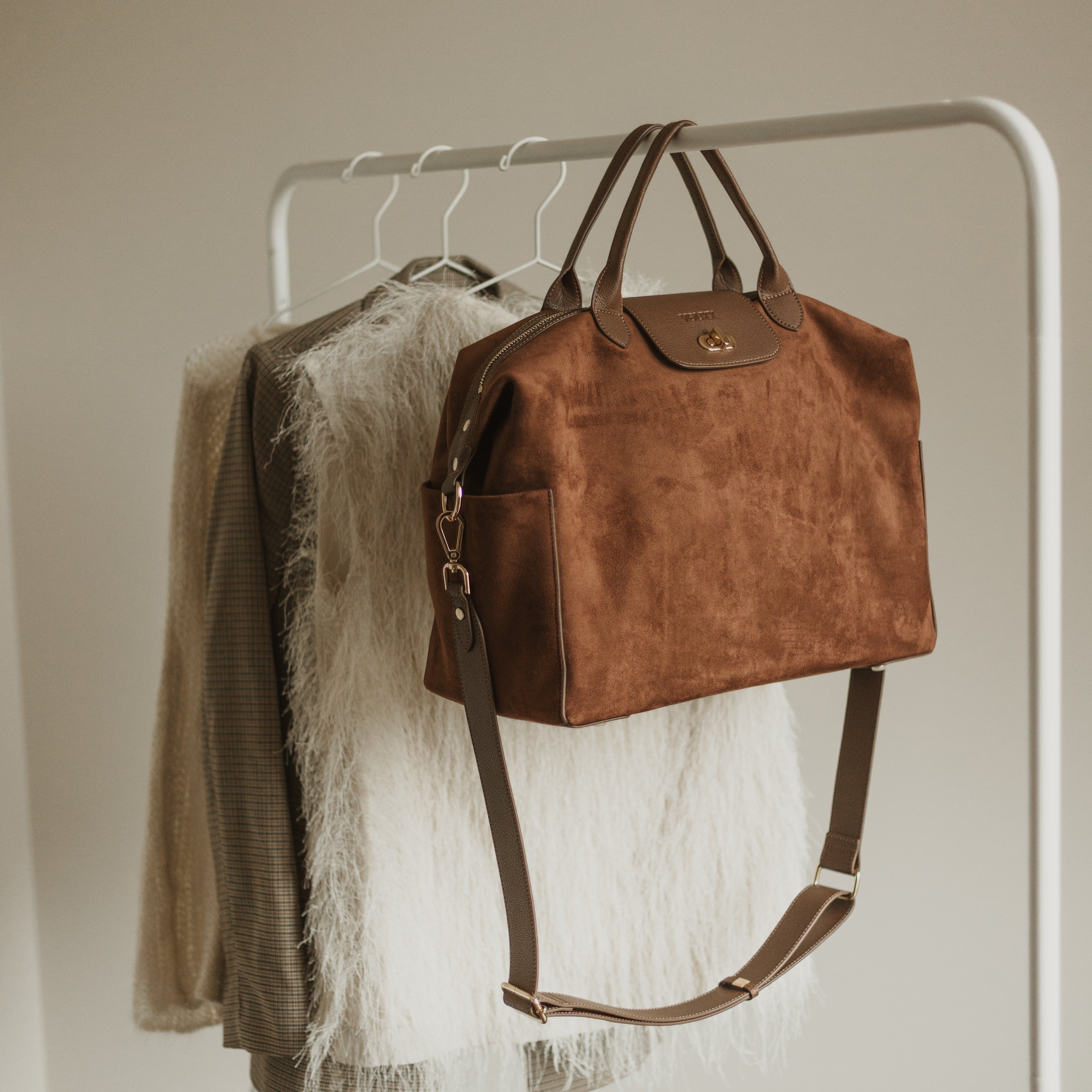 VOUXX Tote diaper bag Maya suede brown (complete set)